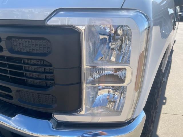 2026 Ford Super Duty F-250 SRW XL 4WD Crew Cab 8' Box