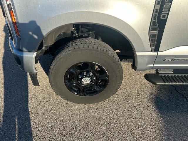 2023 Ford Super Duty F-250 SRW XL 4WD Crew Cab 6.75' Box