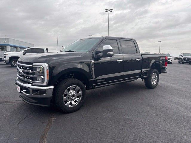 2023 Ford Super Duty F-250 SRW LARIAT 4WD Crew Cab 6.75' Box