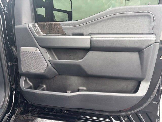 2023 Ford Super Duty F-250 SRW LARIAT 4WD Crew Cab 6.75' Box