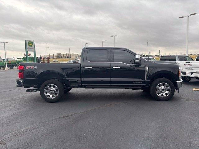 2023 Ford Super Duty F-250 SRW LARIAT 4WD Crew Cab 6.75' Box