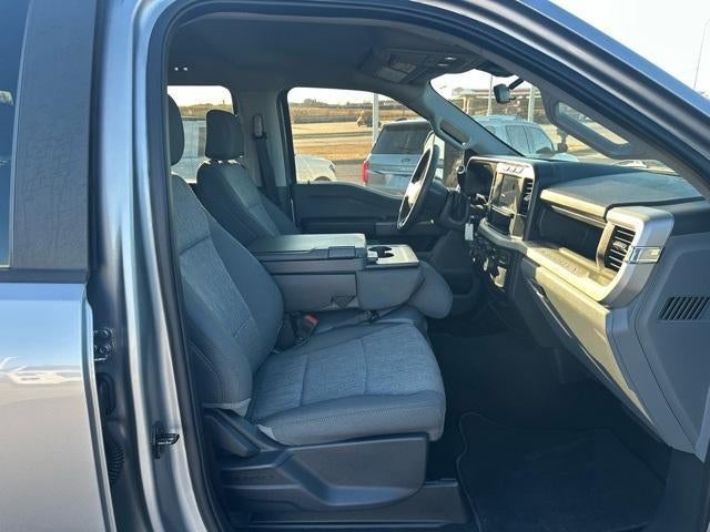 2023 Ford Super Duty F-250 SRW XL 4WD Crew Cab 6.75' Box