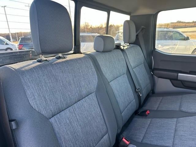 2023 Ford Super Duty F-250 SRW XL 4WD Crew Cab 6.75' Box