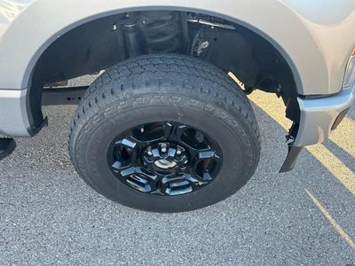 2023 Ford Super Duty F-250 SRW XL 4WD Crew Cab 6.75' Box