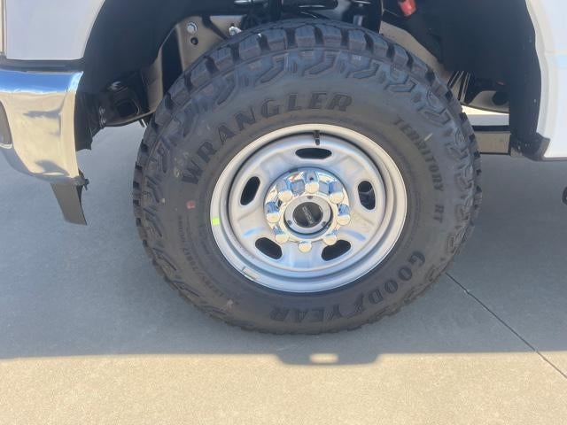 2026 Ford Super Duty F-250 SRW XL 4WD Crew Cab 8' Box