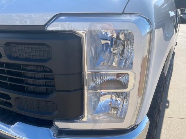 2026 Ford Super Duty F-250 SRW XL 4WD Crew Cab 8' Box