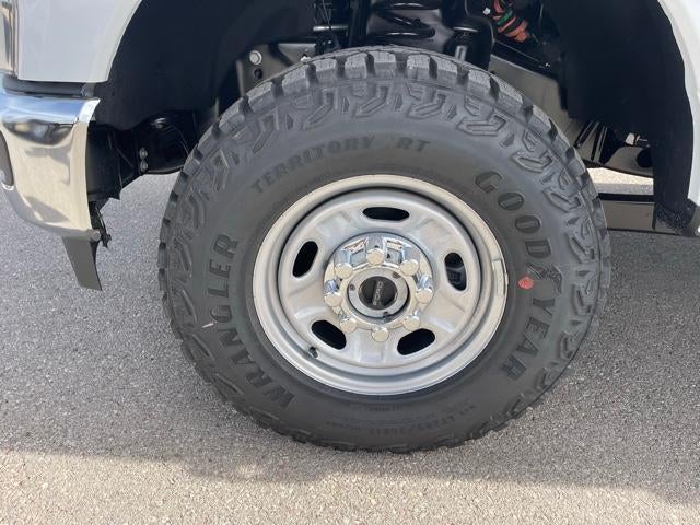 2026 Ford Super Duty F-250 SRW XL 4WD Crew Cab 8' Box