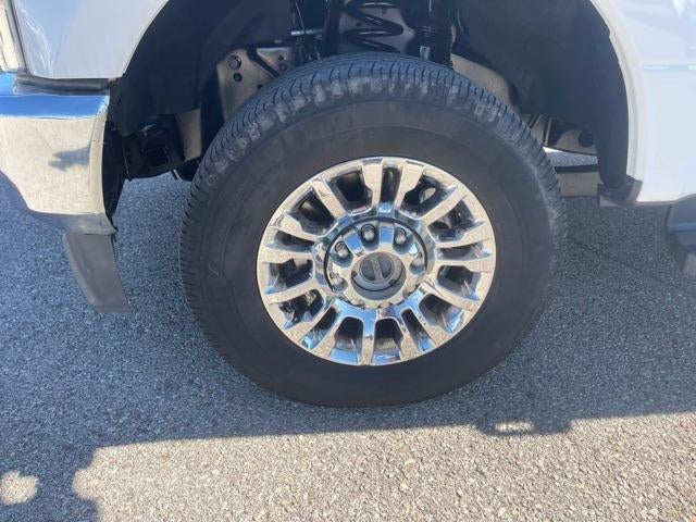 2022 Ford Super Duty F-250 SRW XL 4WD Crew Cab 6.75' Box