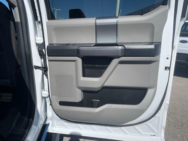 2022 Ford Super Duty F-250 SRW XL 4WD Crew Cab 6.75' Box