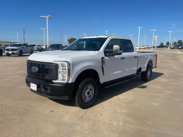 2026 Ford Super Duty F-350 SRW XL 4WD Crew Cab 8' Box