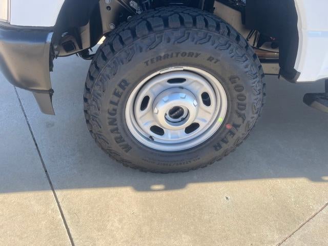 2026 Ford Super Duty F-350 SRW XL 4WD Crew Cab 8' Box