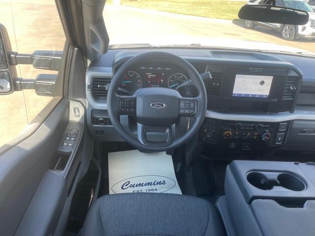 2026 Ford Super Duty F-350 SRW XL 4WD Crew Cab 8' Box