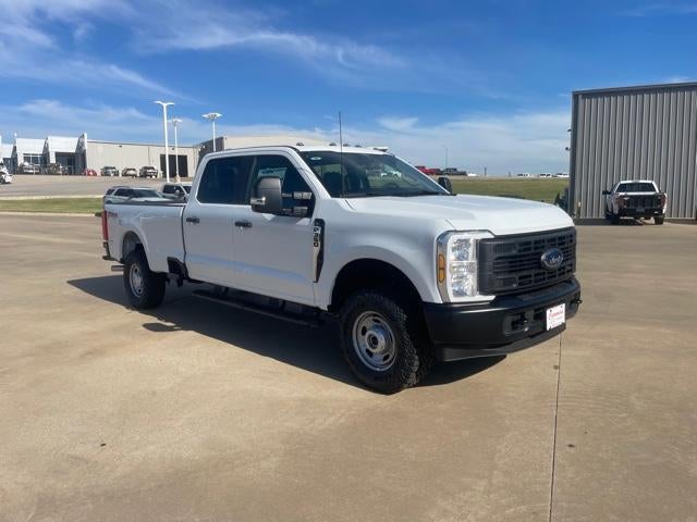 2026 Ford Super Duty F-350 SRW XL 4WD Crew Cab 8' Box