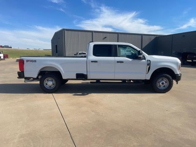 2026 Ford Super Duty F-350 SRW XL 4WD Crew Cab 8' Box