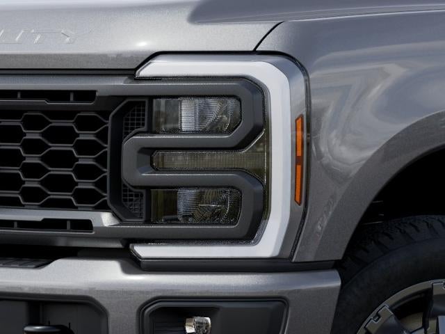 2027 Ford Super Duty F-350 SRW XL 4WD Crew Cab 6.75' Box