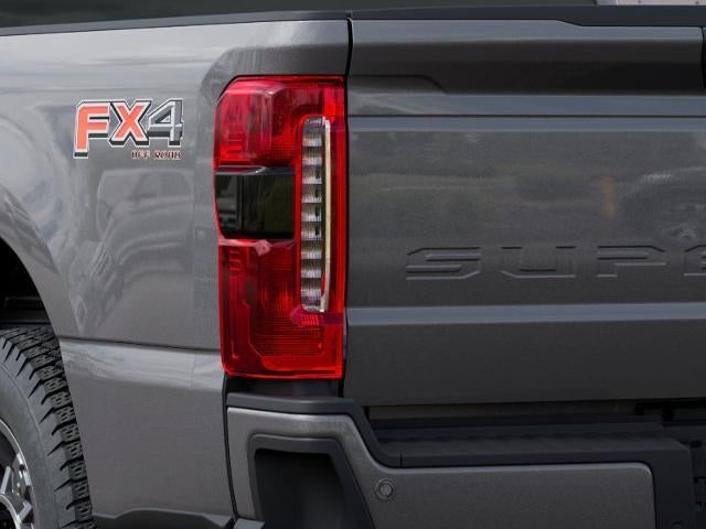 2027 Ford Super Duty F-350 SRW XL 4WD Crew Cab 6.75' Box