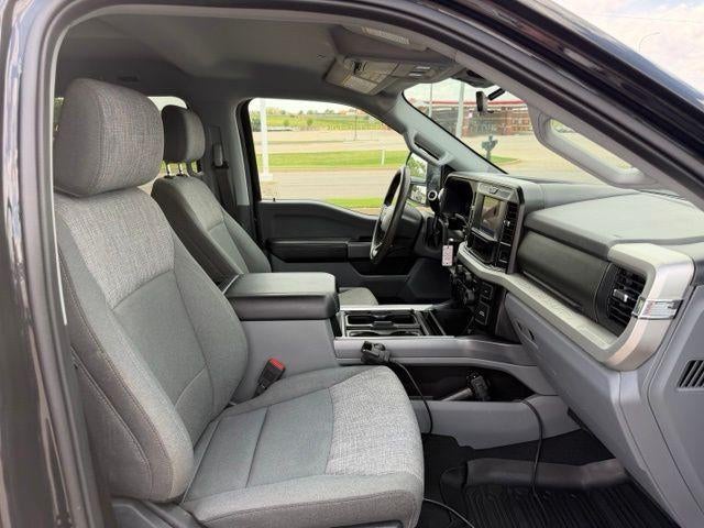 2025 Ford Super Duty F-350 SRW XL 4WD Crew Cab 6.75' Box