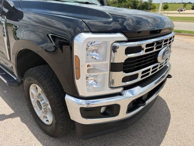 2025 Ford Super Duty F-350 SRW XL 4WD Crew Cab 6.75' Box