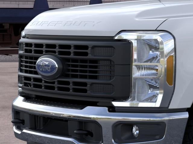 2026 Ford Super Duty F-350 SRW XL 4WD Crew Cab 8' Box
