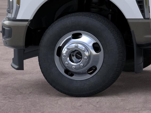 2026 Ford Super Duty F-350 DRW XL 4WD Crew Cab 8' Box