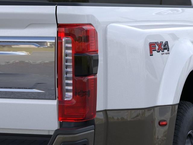 2026 Ford Super Duty F-350 DRW XL 4WD Crew Cab 8' Box