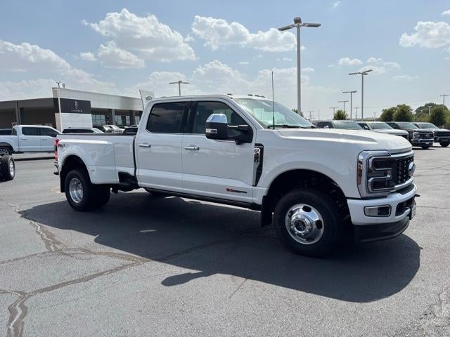 2026 Ford Super Duty F-350 DRW XL 4WD Crew Cab 8' Box