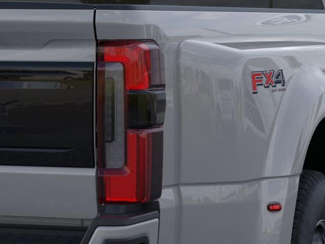 2026 Ford Super Duty F-350 DRW XL 4WD Crew Cab 8' Box