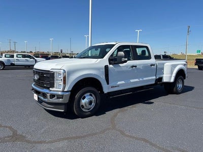 2027 Ford Super Duty F-350 DRW XL 4WD Crew Cab 8' Box
