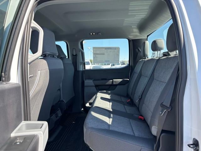2027 Ford Super Duty F-350 DRW XL 4WD Crew Cab 8' Box