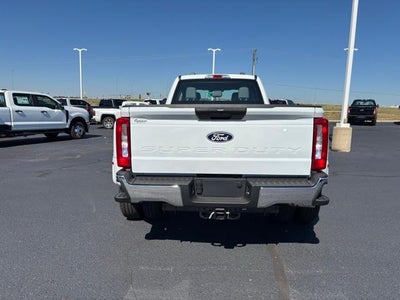2027 Ford Super Duty F-350 DRW XL 4WD Crew Cab 8' Box