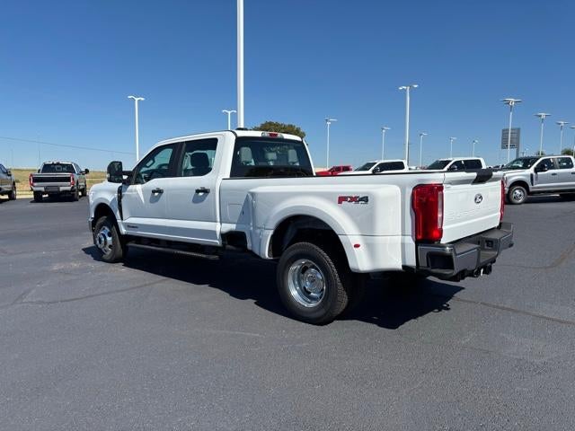 2027 Ford Super Duty F-350 DRW XL 4WD Crew Cab 8' Box