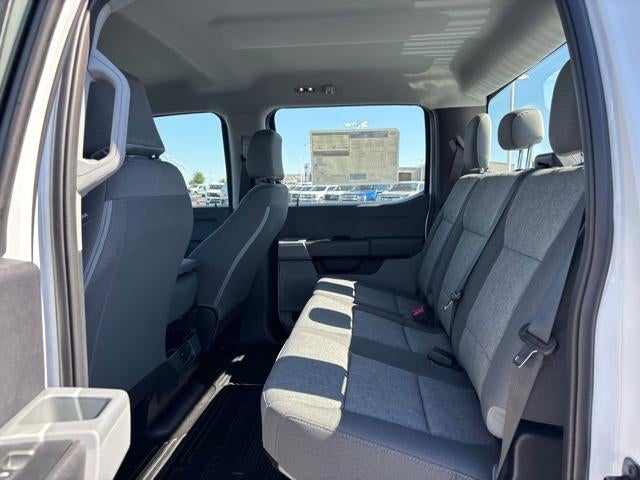 2027 Ford Super Duty F-350 DRW XL 4WD Crew Cab 8' Box