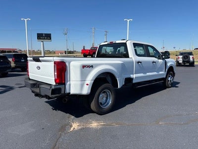 2027 Ford Super Duty F-350 DRW XL 4WD Crew Cab 8' Box