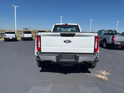 2027 Ford Super Duty F-350 DRW XL 4WD Crew Cab 8' Box
