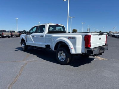 2027 Ford Super Duty F-350 DRW XL 4WD Crew Cab 8' Box