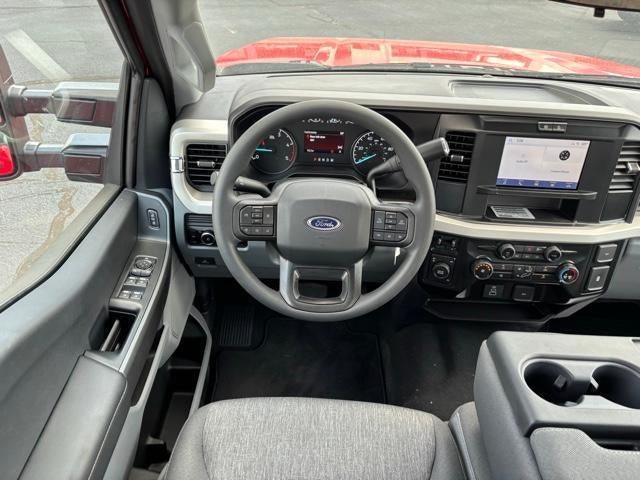 2026 Ford Super Duty F-350 DRW XL 4WD Crew Cab 8' Box