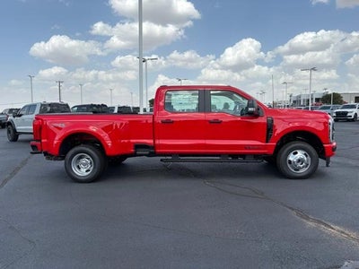 2026 Ford Super Duty F-350 DRW XL 4WD Crew Cab 8' Box