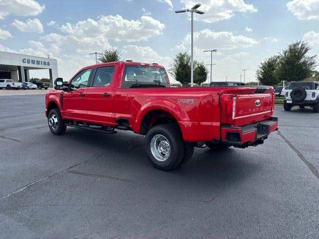 2026 Ford Super Duty F-350 DRW XL 4WD Crew Cab 8' Box