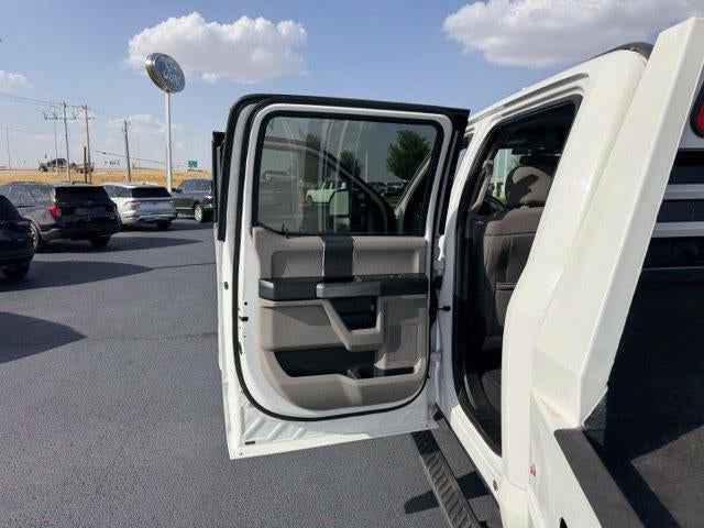 2017 Ford Super Duty F-350 DRW XL 4WD Crew Cab 8' Box