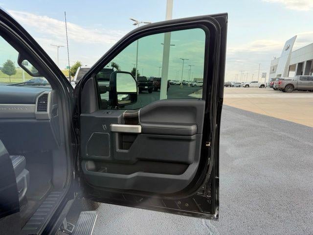 2022 Ford Super Duty F-350 DRW XL 4WD Crew Cab 8' Box