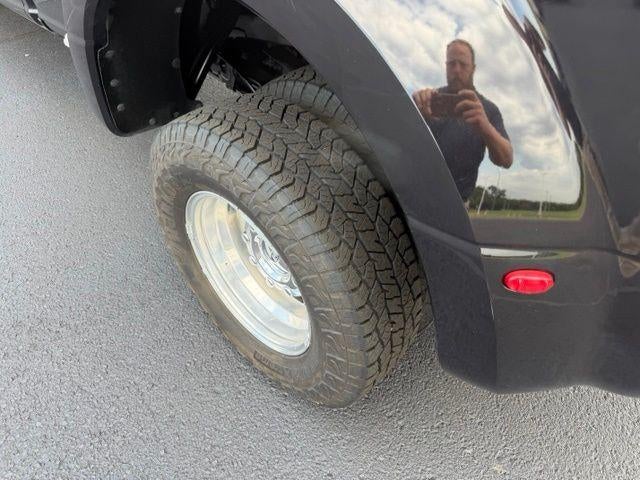 2022 Ford Super Duty F-350 DRW XL 4WD Crew Cab 8' Box