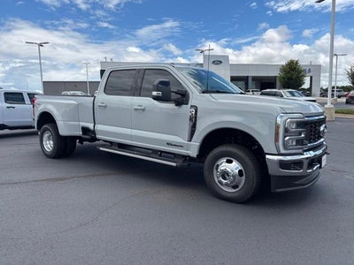 2026 Ford Super Duty F-350 DRW XL 4WD Crew Cab 8' Box
