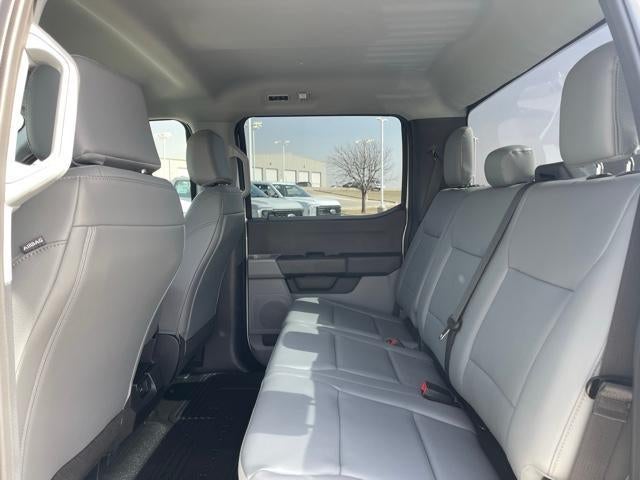 2026 Ford Super Duty F-350 DRW XL 4WD Crew Cab 8' Box