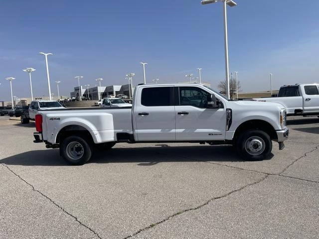 2026 Ford Super Duty F-350 DRW XL 4WD Crew Cab 8' Box