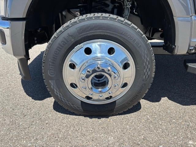 2026 Ford Super Duty F-450 DRW XL 4WD Crew Cab 8' Box