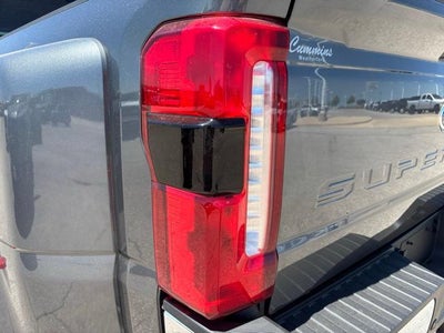 2026 Ford Super Duty F-450 DRW XL 4WD Crew Cab 8' Box