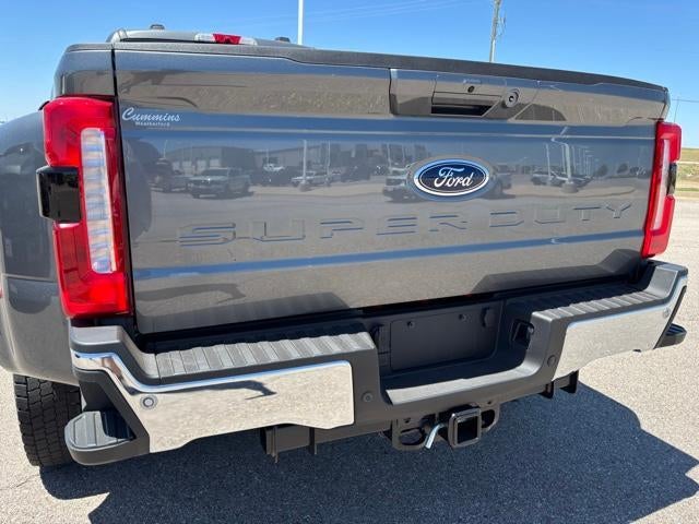 2026 Ford Super Duty F-450 DRW XL 4WD Crew Cab 8' Box