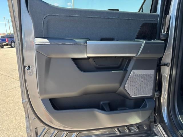 2026 Ford Super Duty F-450 DRW XL 4WD Crew Cab 8' Box
