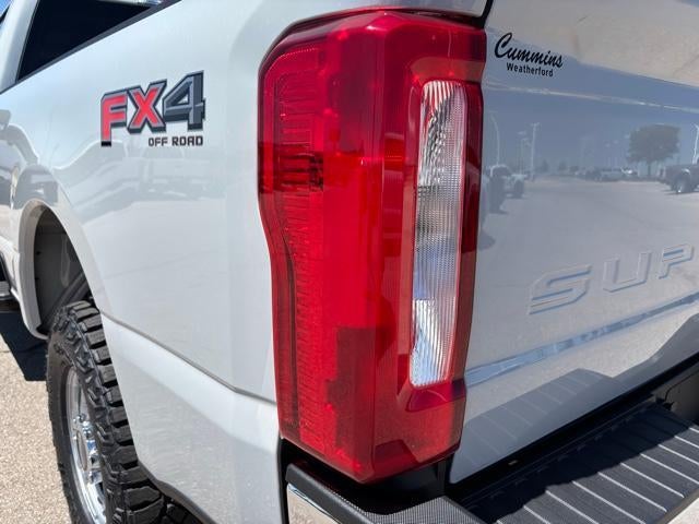 2026 Ford Super Duty F-450 DRW XL 4WD Crew Cab 8' Box