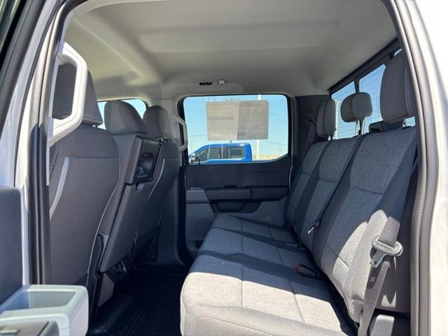 2026 Ford Super Duty F-450 DRW XL 4WD Crew Cab 8' Box